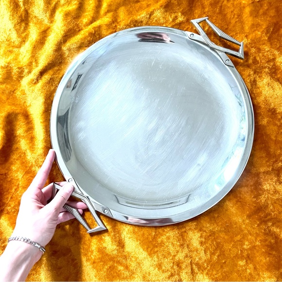 • the vtg mirrored circular vanity tray - Picture 3 of 10
